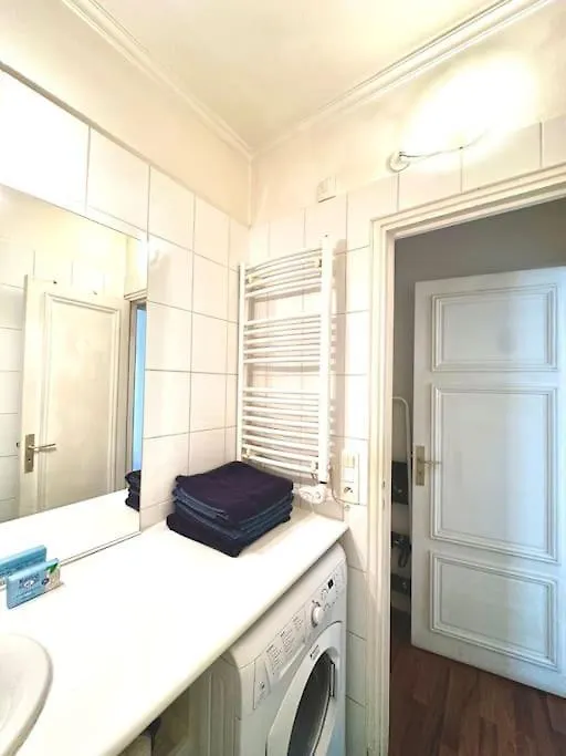 Cozy 1br In The Heart Of Paryż